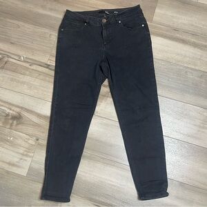 1822 Denim Black Skinny Jeans with Stretchy Fit